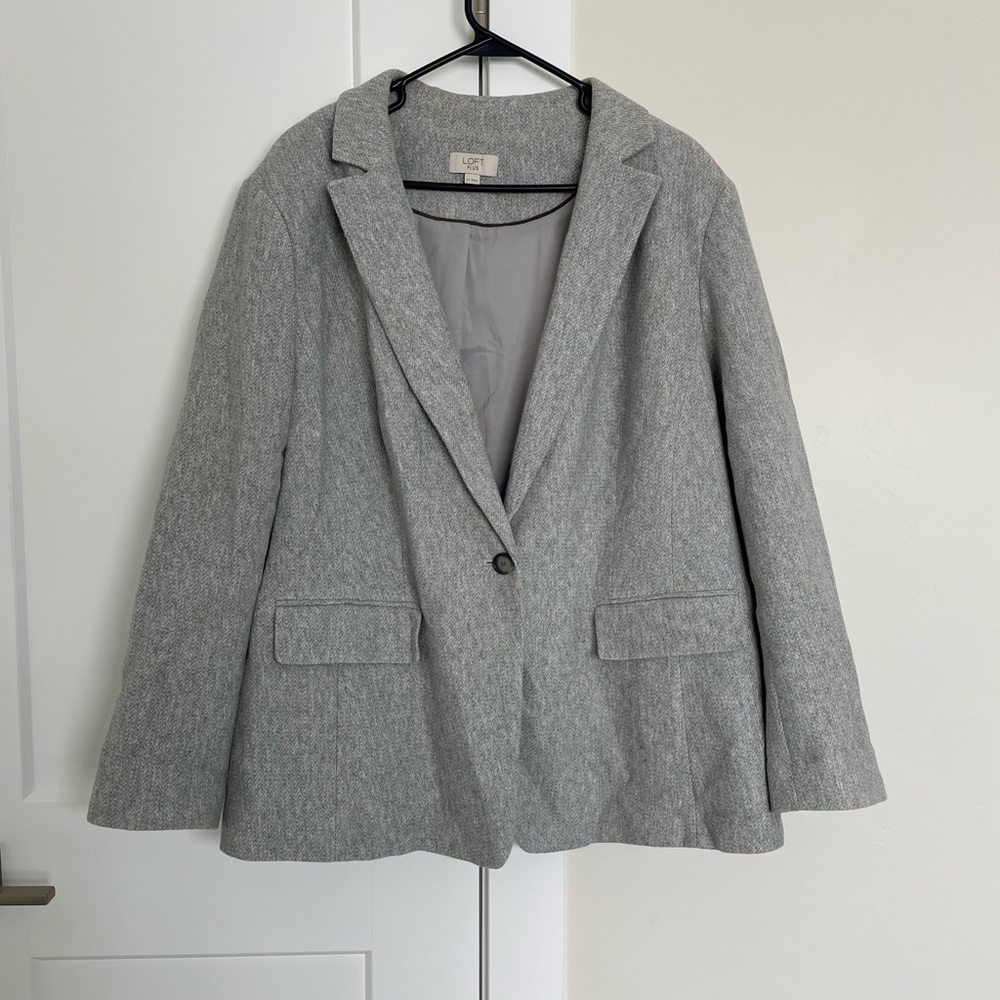 Gray 'Loft' Blazer with Elbow Pads